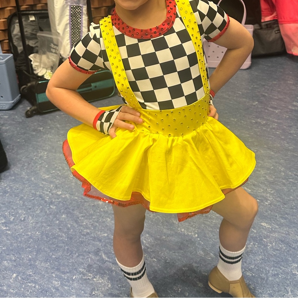 DANCE COSTUME